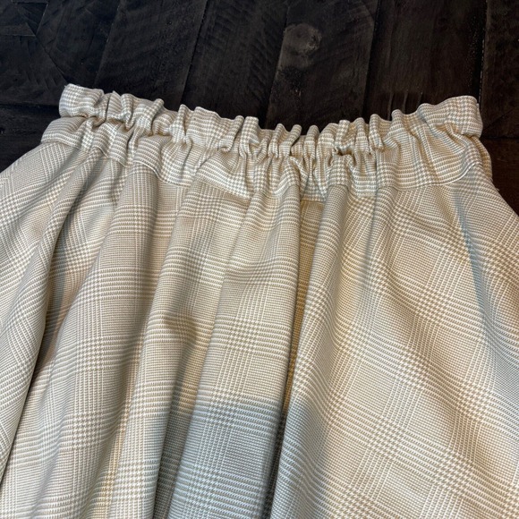 MIZZO PIANO JUNIOR GIRL CLASSY BEIGE SKIRT WITH INNER SHORTS & two side pocket - Picture 7 of 12